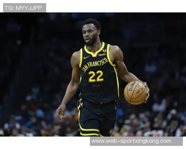 维金斯表现不佳11投仅5中贡献14分3篮板2助攻三分球命中率不足